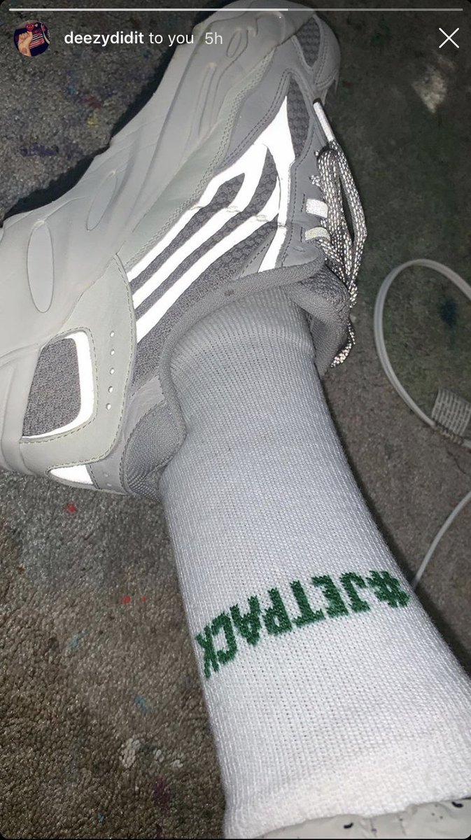 jetpackbrand's tweet photo. Still #Fly https://t.co/hLpJYNqOHZ