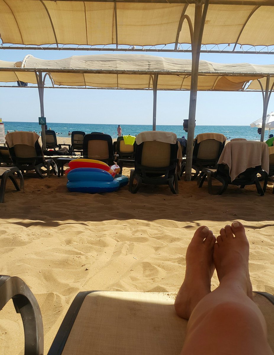 Mavi yerler hep desjshdgdgdgd