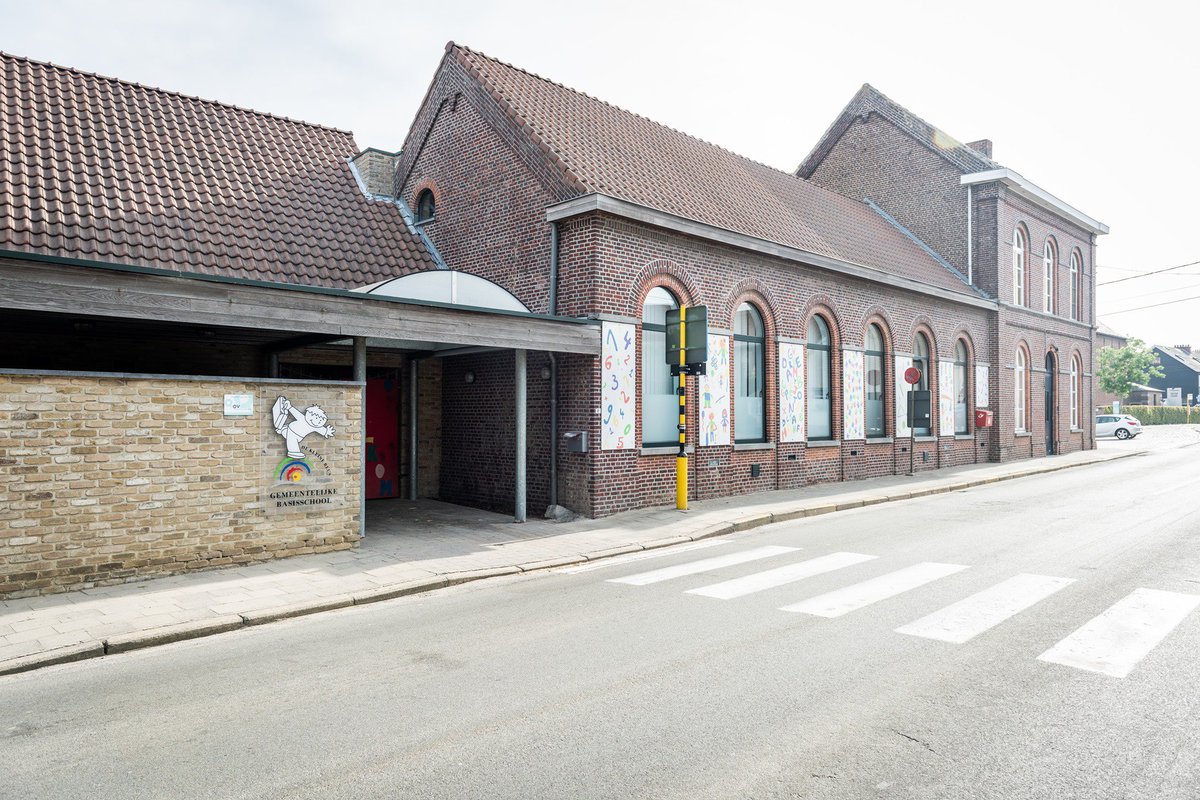 gemMaarkedal's tweet photo. Gezocht!
Begeleider voor- en naschoolse kinderopvang en middaggebeuren in GBS De Kleine Reus (11/38, bepaalde duur).
Begeleider kinderopvang https://t.co/vYkfVavjmD op woensdagnamiddag (3/38, bepaalde duur).
Beide functies perfect combineerbaar!
https://t.co/JJizswQ4xO https://t.co/8OGUu3OB1O
