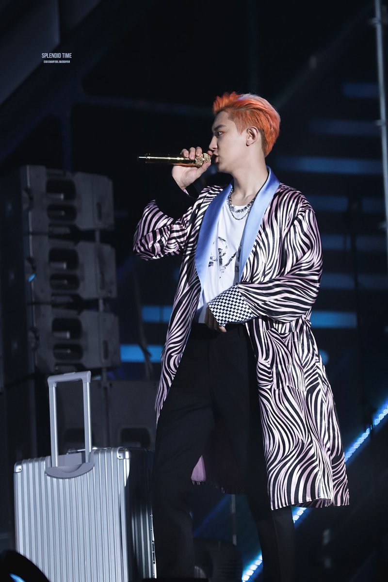 What a life what a life what a life🕺🏻 190811 EXplOration in HK #Chanyeol #찬열 #チャンヨル