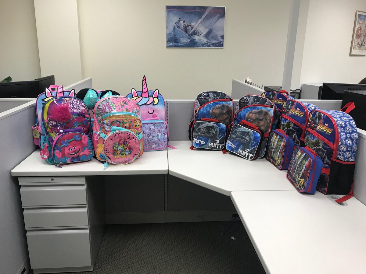 CEOHR1's tweet photo. Happy First Day of School! Last week CEOHR delivered school supplies to Blanche H. Daughtrey Elementary School. We are so excited to be able to give back to the children and families in the community and hope the kids have an awesome school year! #FirstDayOfSchool #Mondays #CEOHR https://t.co/8CtaNQTMph