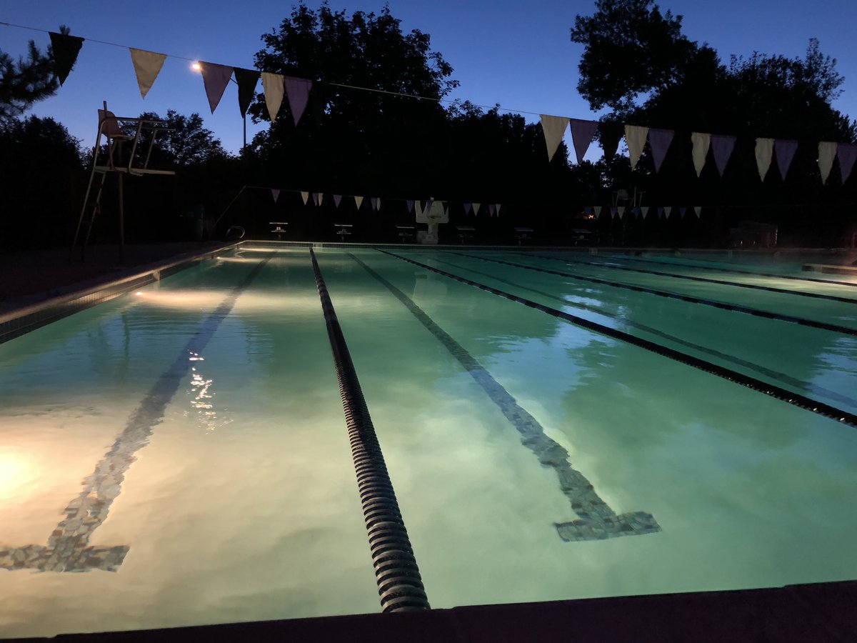barbmartinAWWA's tweet photo. I may be #outofoffice but I am #alwaysthinkingwater - great start to the week with @swimfastmasters before sunrise! #nowaternopool https://t.co/Sbh0wNhcE1