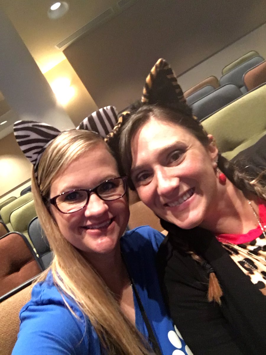 broncotwincess's tweet photo. New year, new grade, new partner! #wildaboutlearning #kleinfamily https://t.co/M43rfJqIiW
