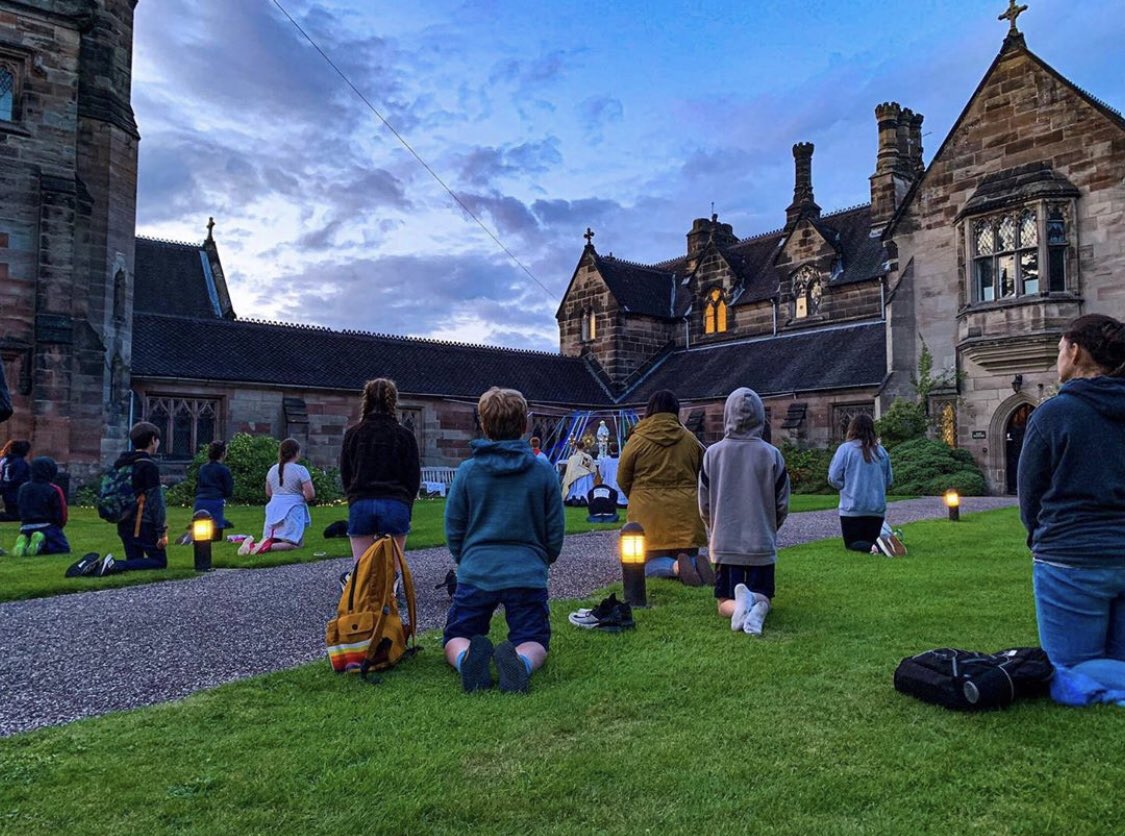 Eucharistic Adoration last week outside of Alton Castle at Life Teen Summer Camp in England! No I’m not there, but I can’t help but feel encouraged by all the glimpses of God moving this summer at <a href="/LifeTeen/">Life Teen</a> Summer Camps and Conferences globally! #goGod
