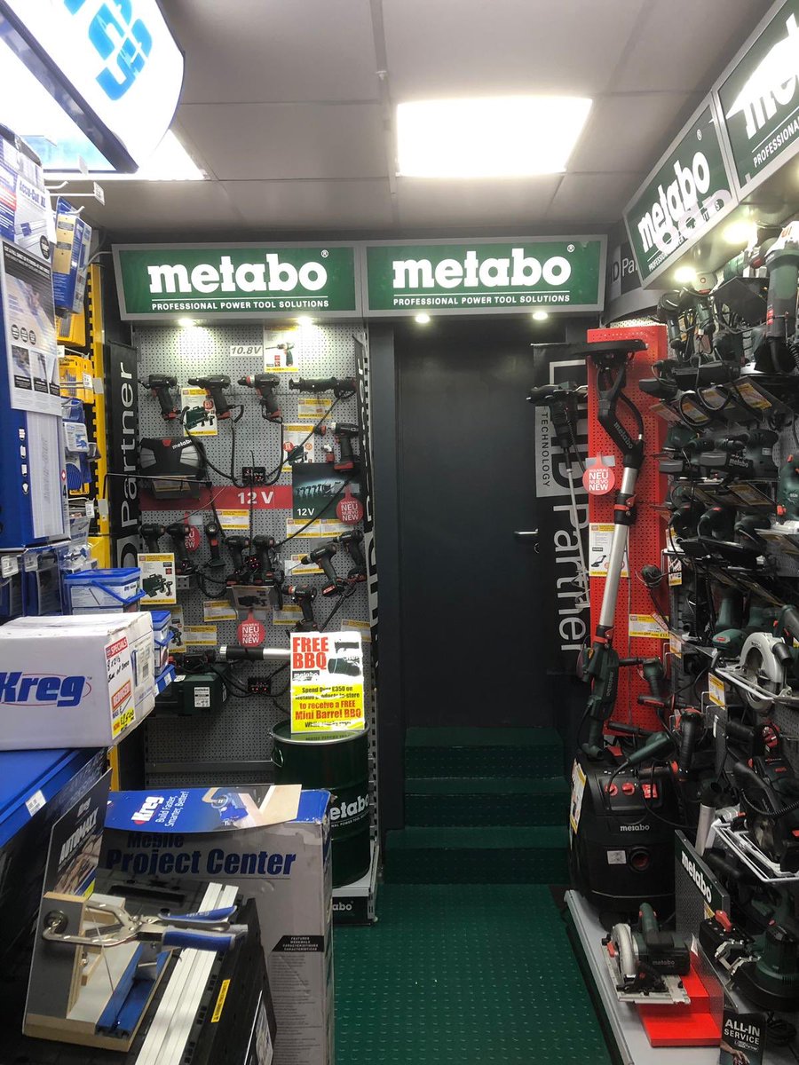 MetaboUK's tweet photo. @DM_Tools have been busy revamping their @MetaboUK #LiHD partner display! Expert knowledge and ALL-IN Service. #Twickenham #cordless #metabo #service https://t.co/yTZkXZREho