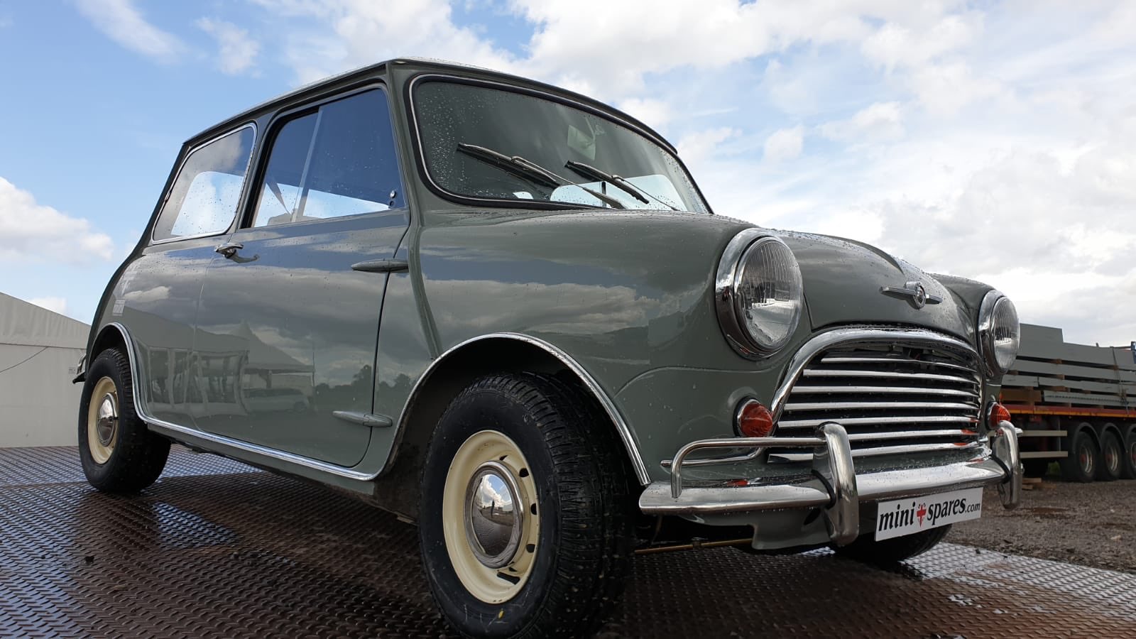 Mini spares deals
