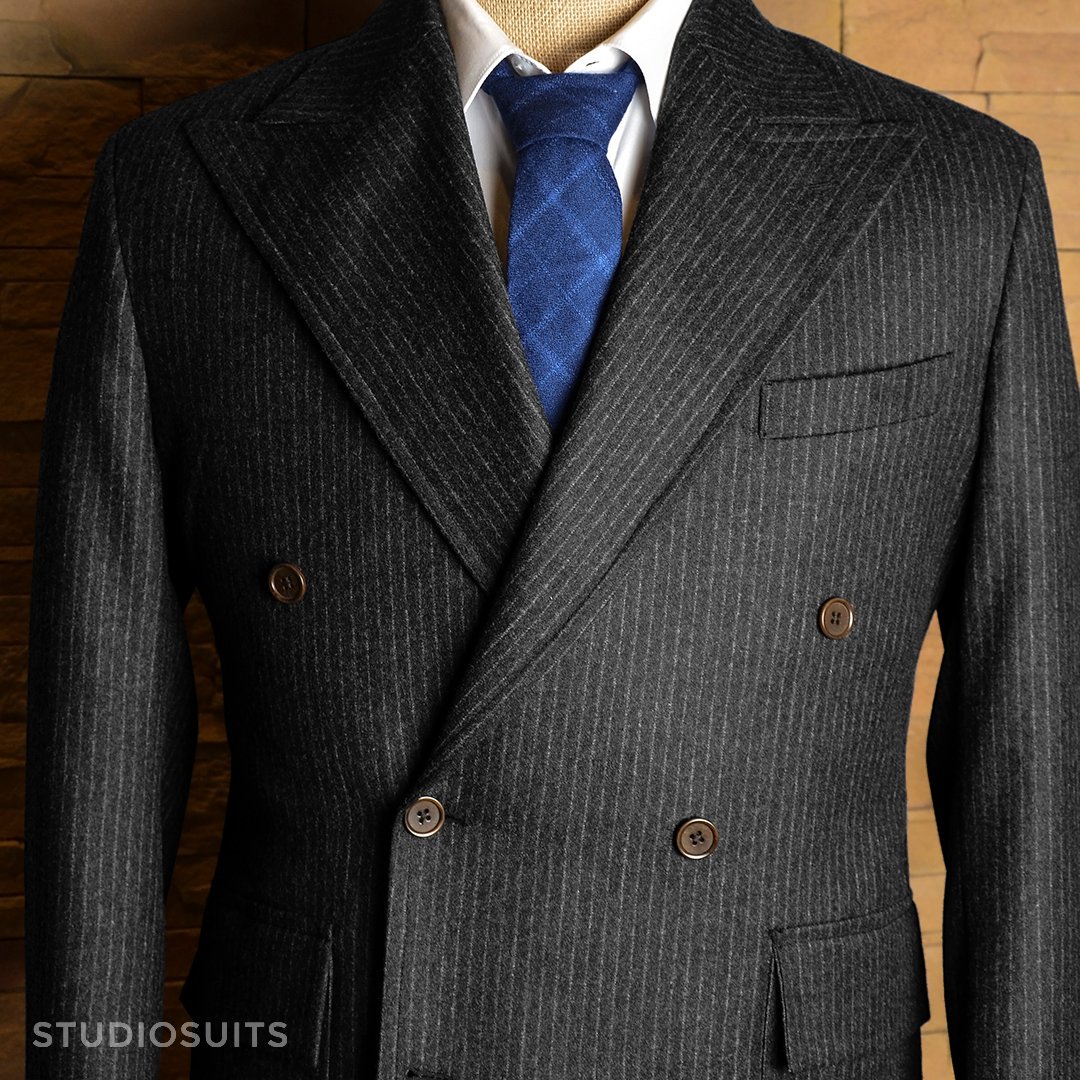 StudioSuits's tweet photo. Customer Order Spotlight!
Coat commissioned by our client from Wyoming, United States
You can buy this look from here:
https://t.co/7vsdh9MGTV
Fabric :  Lt Wt Charcoal Stripe Tweed, Buttons: Corozo Dark Brown, Working Cuff Buttons.
#coat #graycoat #stripecoat #mensfashion #style https://t.co/EN1BCUkhuS