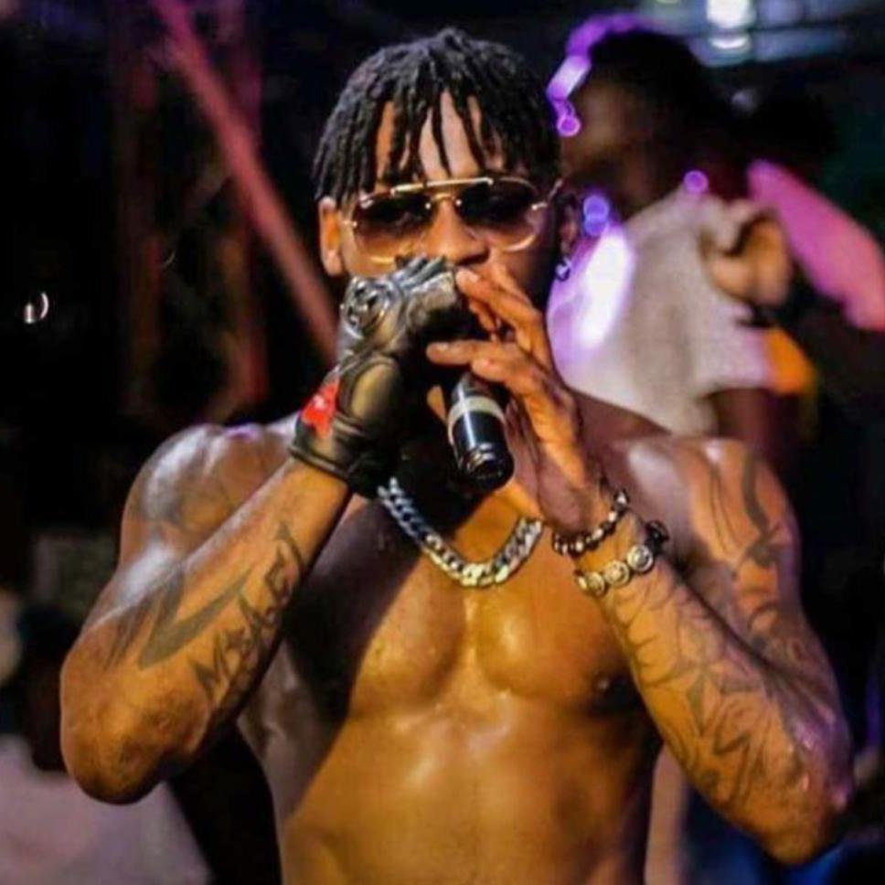 Thomaspremier2's tweet photo. JÉSUS CHRIST est mort à 33 ans. Bob Marley 33 ans , Douk saga 33 ans , Bruce lee 33 ans et Dj Arafath 33 ans ! 😭Que Ton âme repose en paix ❤🙏🏻 https://t.co/LJoBlGZo4u