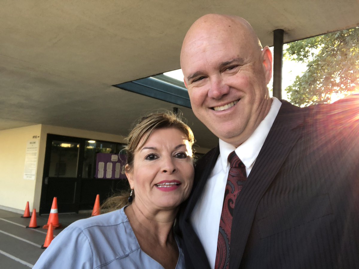 Bob Nelson (@bobnelson_fusd) on Twitter photo So thankful for <a href="/fresnounified/">Fresno Unified</a> family members like Sonia Flores, who leads the Food Services team at <a href="/Yosemite_Bears/">Yosemite Bears</a>! She was here bright and early to make sure our 700 Grizzlies eat a good meal before school gets underway! Thank you!
#FresnoFamilyOfEducators
#FirstDayBack So thankful for <a href="/fresnounified/">Fresno Unified</a> family members like Sonia Flores, who leads the Food Services team at <a href="/Yosemite_Bears/">Yosemite Bears</a>! She was here bright and early to make sure our 700 Grizzlies eat a good meal before school gets underway! Thank you!
#FresnoFamilyOfEducators
#FirstDayBack