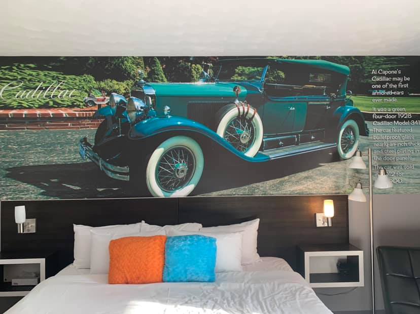 CadillacMotelNF's tweet photo. We love when our guests love our style 😎🤟

#CadillacMotel #Retro #NiagaraFalls https://t.co/JMuqVvRTJ0