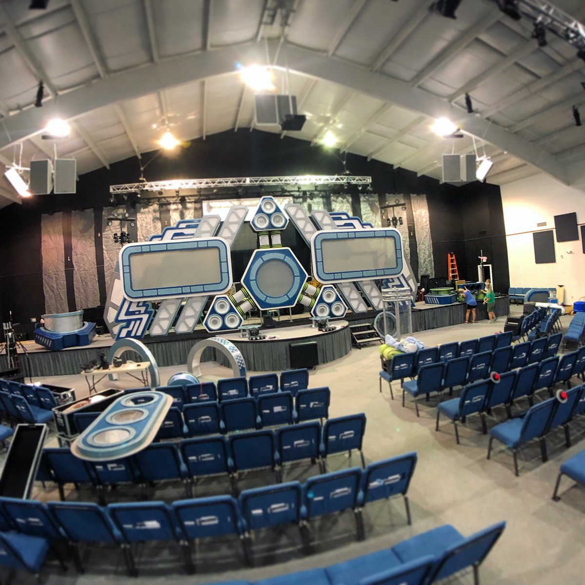 kidzturn's tweet image. Hey @CRMbroadway in #BroadwayNC!

We're setting up for the 4th Annual Back 2 School Bash!

See ya TONIGHT at 6:30 &amp;amp; invite some friends!

#KidzTurnInvasion #arcchurches #kidmin