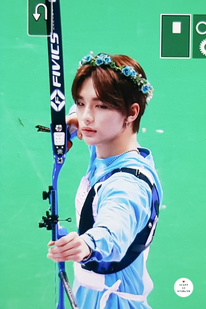 HEART TO HYUNJIN tweet media
