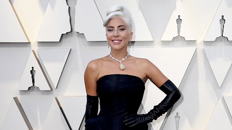 CBSNewsTexas's tweet photo. Lady Gaga announced that she will "fully fund" classroom projects in El Paso, Dayton, and Gilroy, California. https://t.co/K2ERT1AQKJ https://t.co/VJW482F9Tl