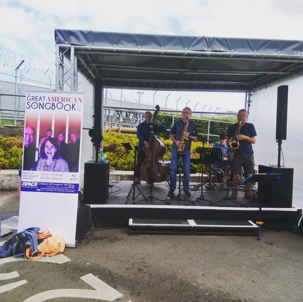 ootb_jazz's tweet photo. Welcoming everyone to Edinburgh in style ππ·πΌπ€ @edfringe #airportstage #edfringe @theSpaceUK #edinburghairport #ootb #ootbjazz #norain! https://t.co/lnvaEm4P0v