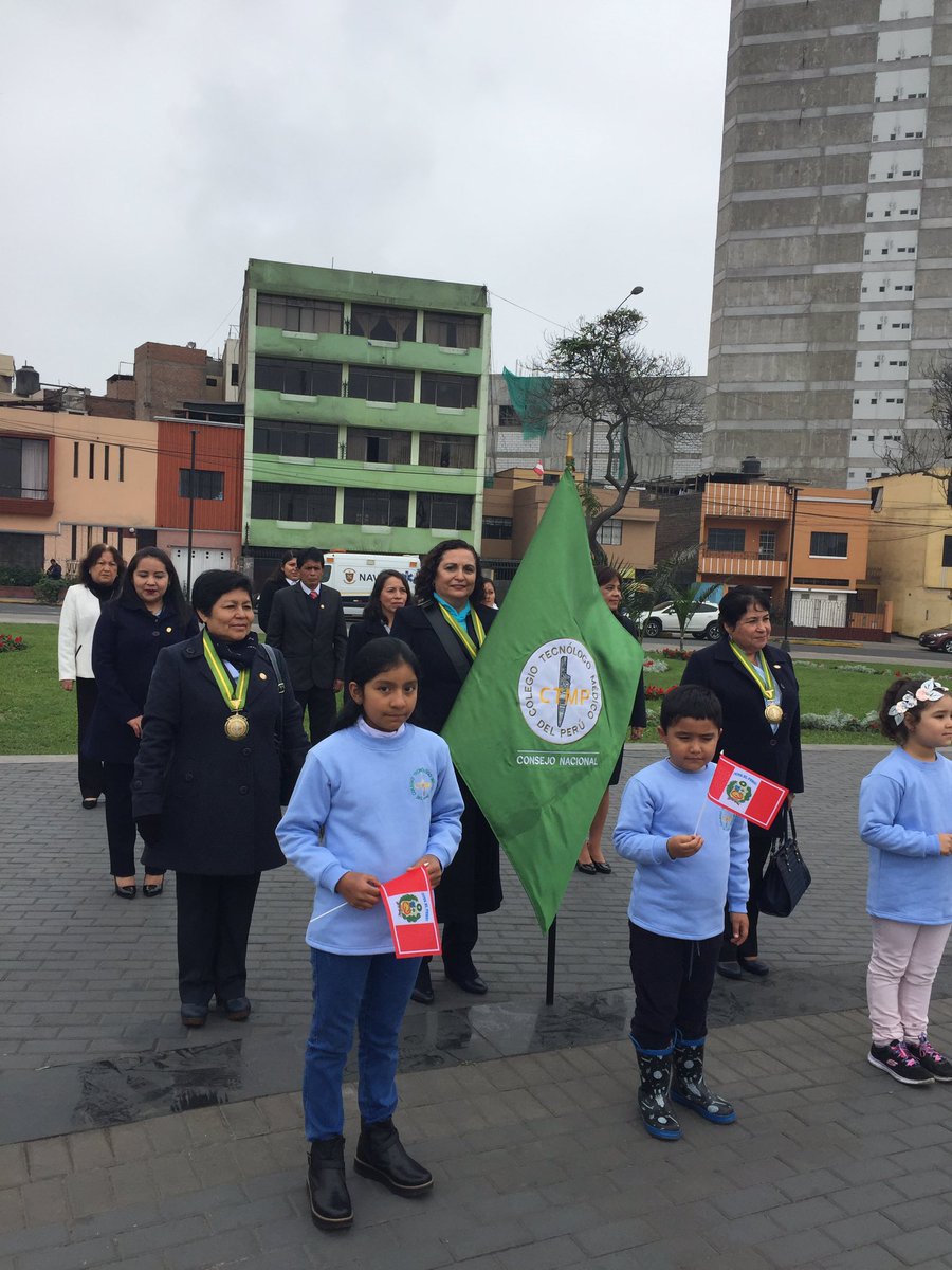thectmp's tweet photo. Desfile por el 34 aniversario del Colegio Tecnólogo Médico del Perú en Plaza a la Bandera 🇵🇪 https://t.co/FmE46xbQTb
