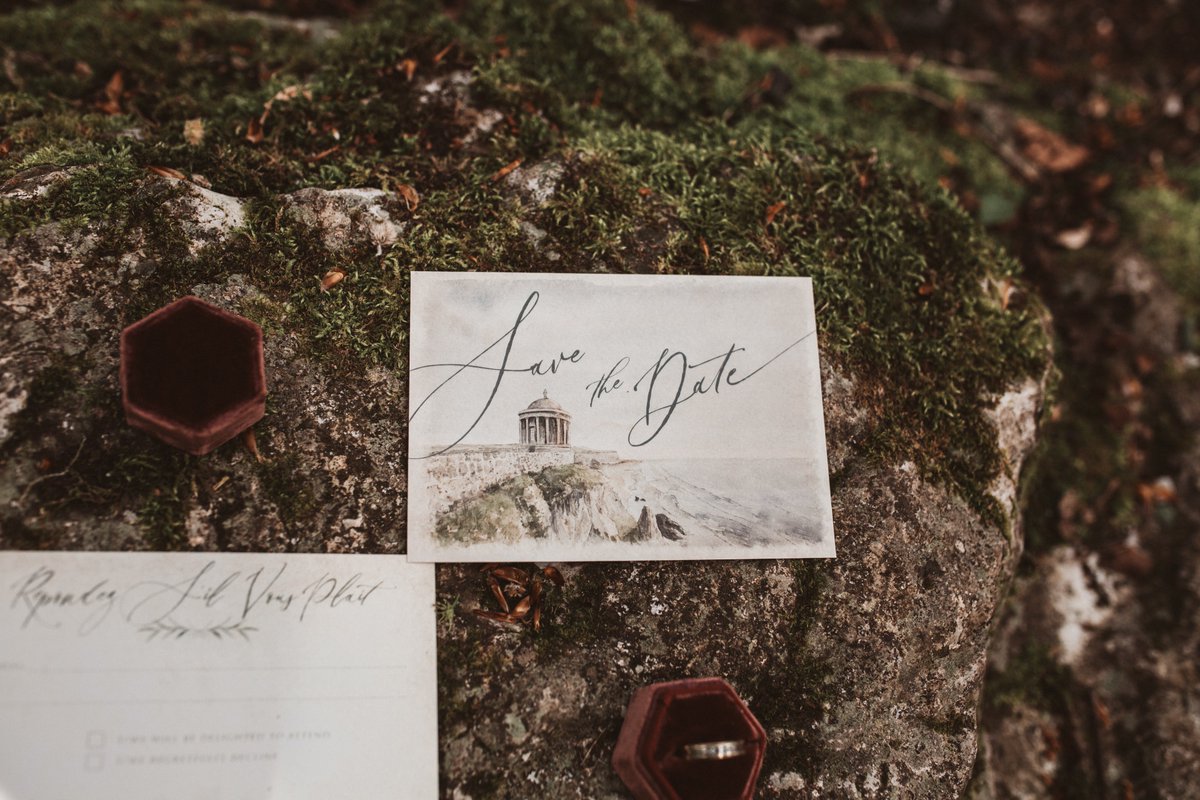 Paper_Bark's tweet image. We LUUURVE painting bespoke wedding stationery. this was for a shoot based on a wedding we did recently! 

#bespokeweddingstationery #weddinginvitations #paperbark #bestweddingstationery