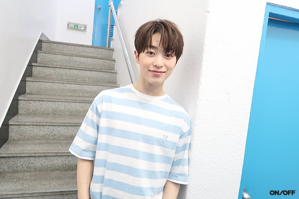 Laun_Thailand's tweet photo. *CAFE* 190812 ONF DIARY #69 #LAUNDAY #해피라운데이
🐣 #LAUN #라운 🐣
#ONF #온앤오프 #HAPPYLAUNDAY
-1- https://t.co/g126VXubaD