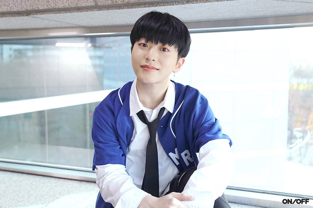 Laun_Thailand's tweet photo. *CAFE* 190812 ONF DIARY #69 #LAUNDAY #해피라운데이
🐣 #LAUN #라운 🐣
#ONF #온앤오프 #HAPPYLAUNDAY
-3- https://t.co/vI3Im8gryE