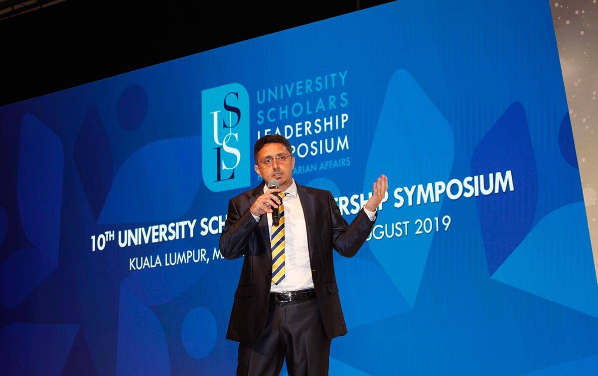 EiadYafi's tweet photo. Speaking at 10th University Scholars Leadership Symposium 2019, Kuala Lumpur, Malaysia #USLS2019 #humanitarianaffairs #usls10 https://t.co/mrSZNORvsZ