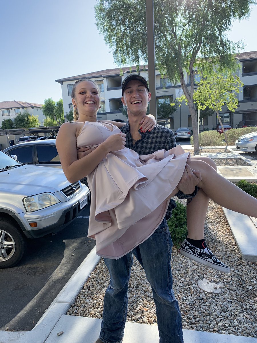 NNUMMB's tweet image. Best day ever