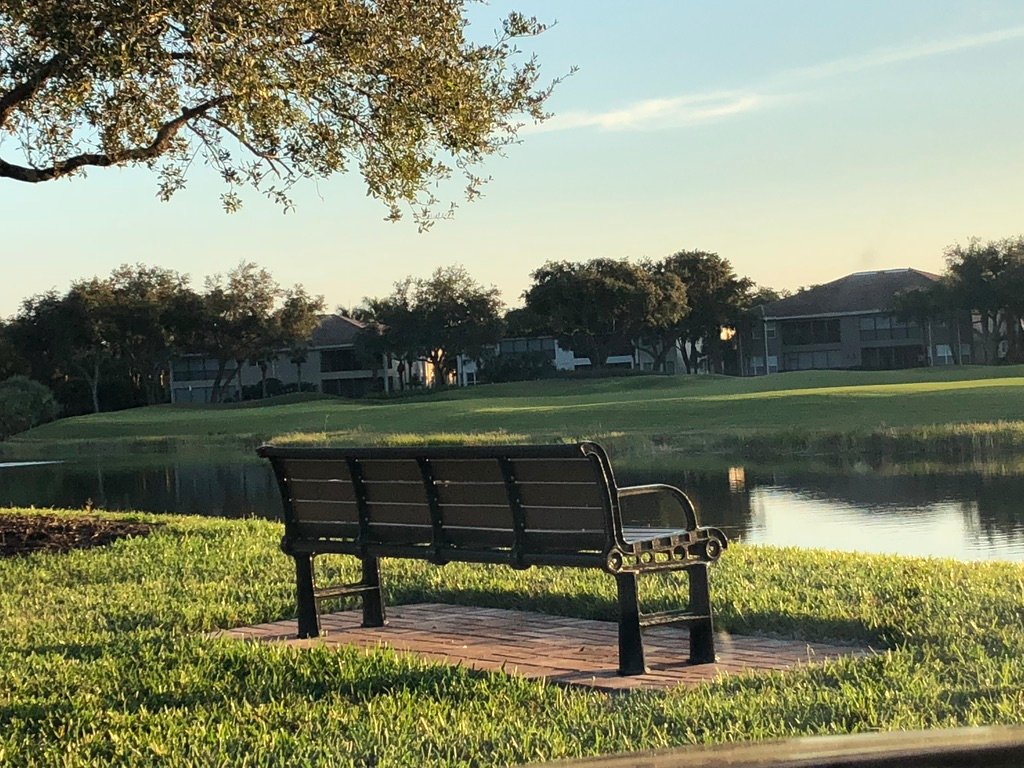 TheClubatRen's tweet photo. Happy Monday! May your week be filled with love and laughter.

Join us for Nine &amp; Dine and Tenderloin &amp; Pasta dinner this Friday! 239-561-6335.

#RenClub #fortmyers #friends https://t.co/G0v74aOHnP