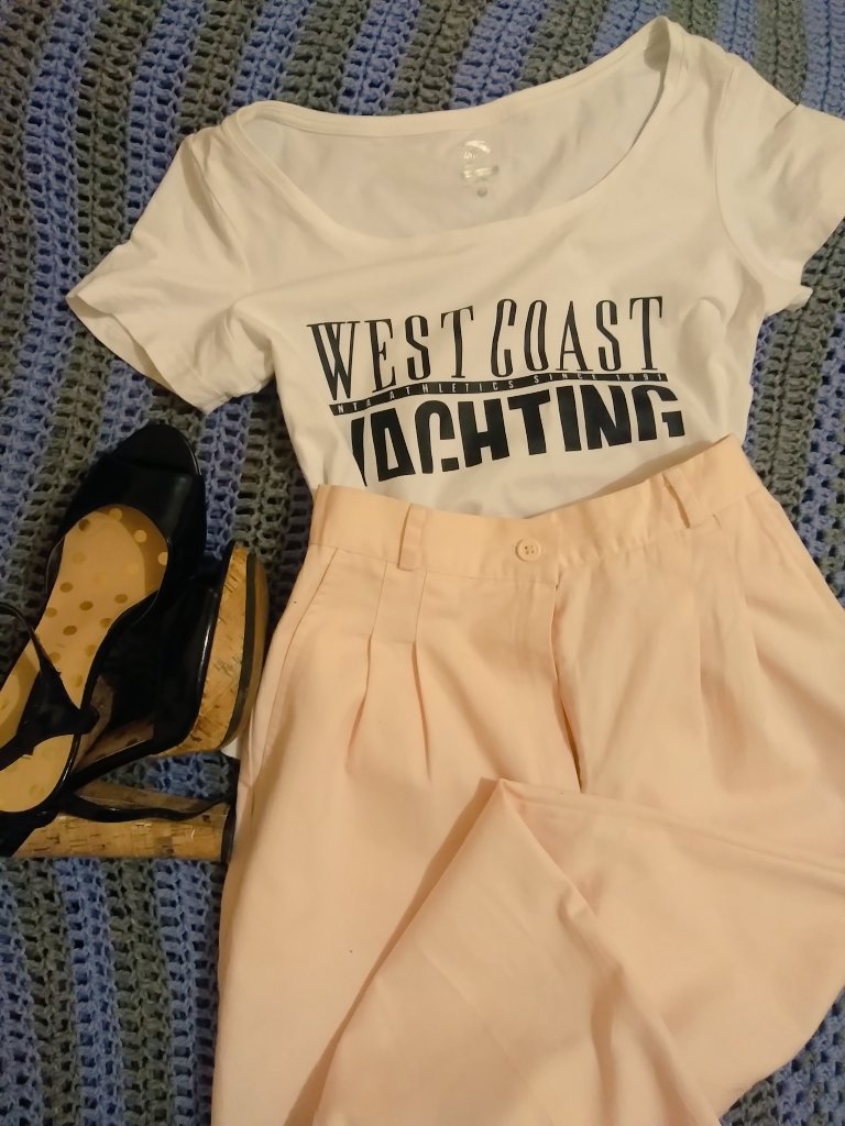 EllaApparel_'s tweet photo. If you had to recommend an outfit for say, a wedding (attending as a guest)...
Which option would you run with?😁

Vote in the poll below and feel free to comment.

We will reveal our choice after the poll expires.🌸

#ellacollection #personalshopper #stylist https://t.co/XdEAK0fAtm