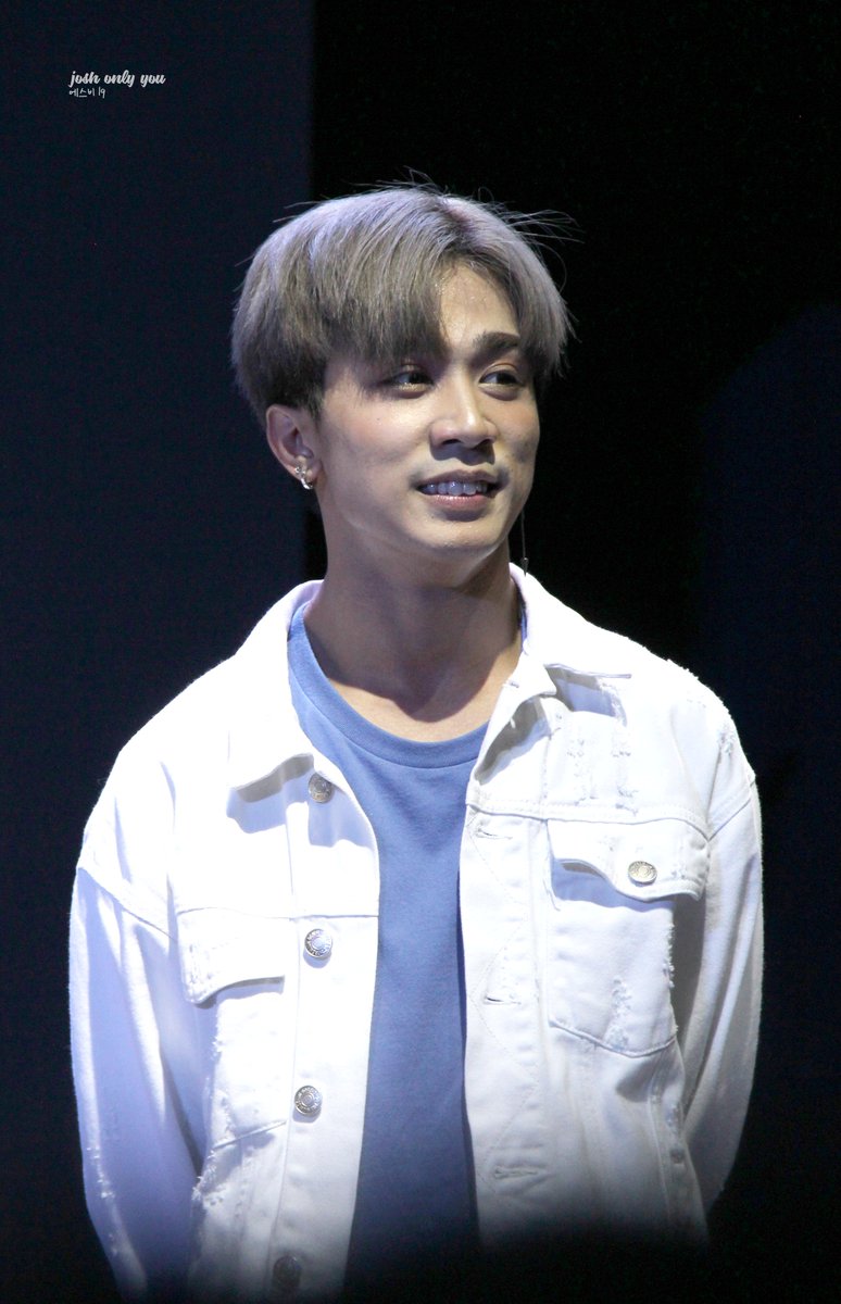 joshonlyyou's tweet photo. [HQ]
<thread>
040819
SB19 at Happy Hallyu Day 3, SM Sky Dome

#SB19 #에스비19 #SB19_JOSH #SB19_SEJUN #SB19_STELL #SB19_KEN #SB19_JUSTIN #HappyHallyuDay3 #HHD3 https://t.co/jdVhneAF1s