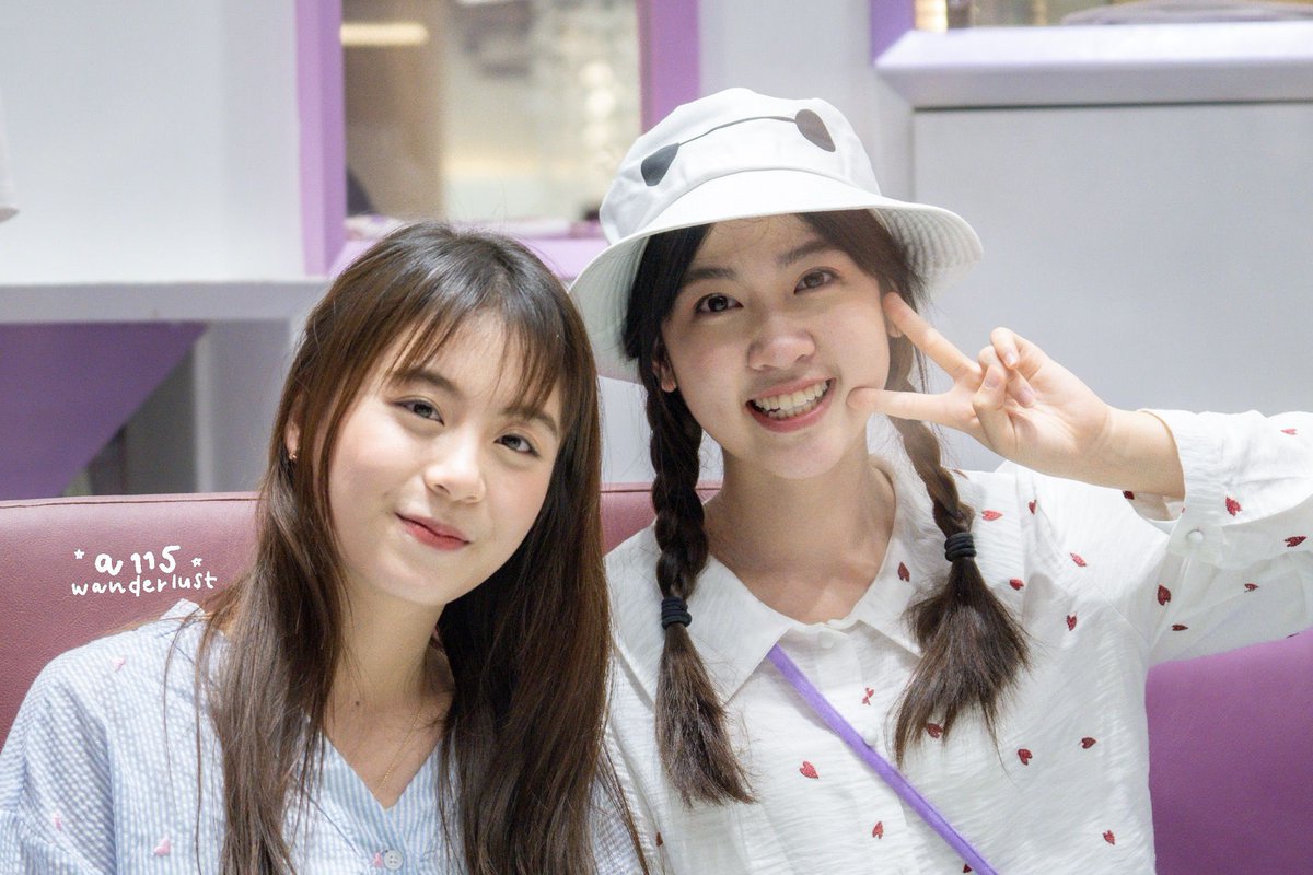 a115wanderlust's tweet photo. น่ารักแพ็คคู่🥺
#ppwithbb #115nf #BambooBNK48 #fondbnk48 #bnk48 https://t.co/FmJ34XQdMl