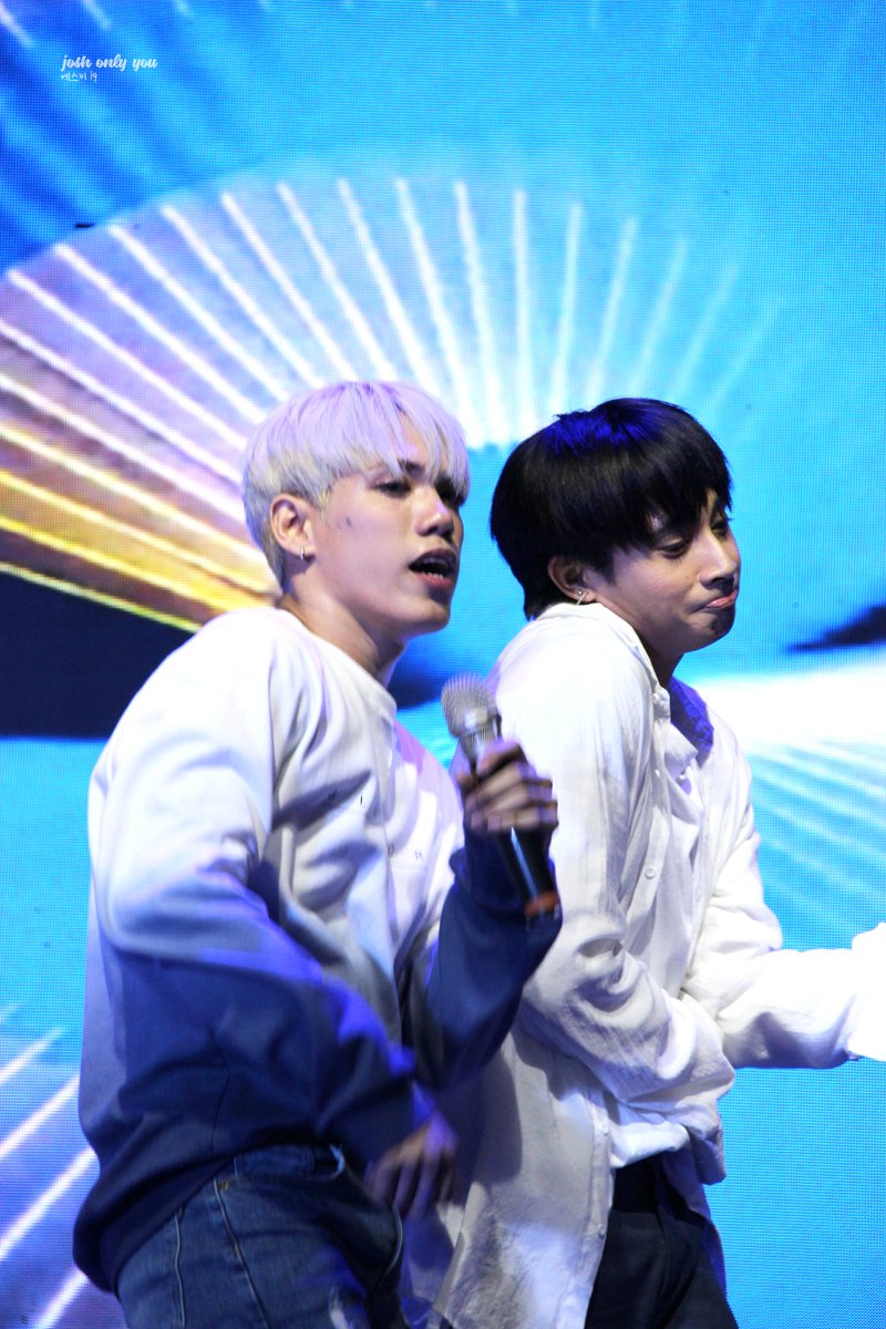 joshonlyyou's tweet photo. [HQ]
<thread>
040819
SB19 at Happy Hallyu Day 3, SM Sky Dome

#SB19 #에스비19 #SB19_JOSH #SB19_SEJUN #SB19_STELL #SB19_KEN #SB19_JUSTIN #HappyHallyuDay3 #HHD3 https://t.co/CpNfx28n5u