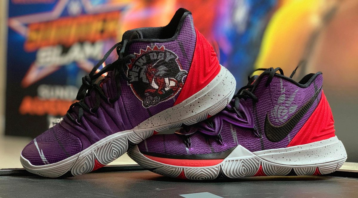 kofi kingston nike shoes