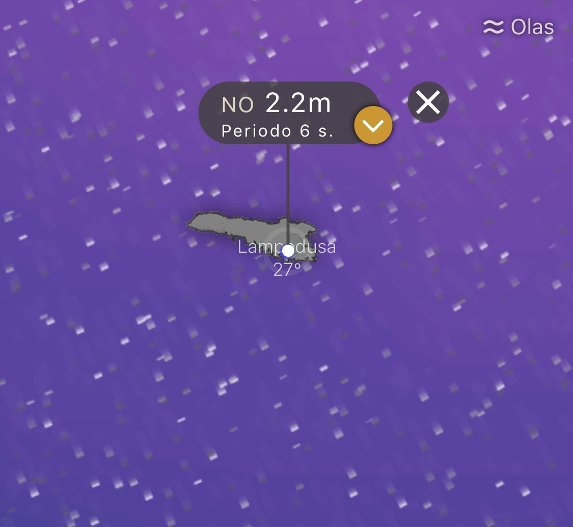 campsoscar's tweet image. Previsión de olas de 2,2m altura para miércoles por la tarde.Italia decreta prohibición de entrada en sus aguas territoriales al #OpenArms para protegerse al abrigo de Lampedusa. Malta deniega la entrada en sus aguas territoriales para protegerse al abrigo de Malta. Que bien todo