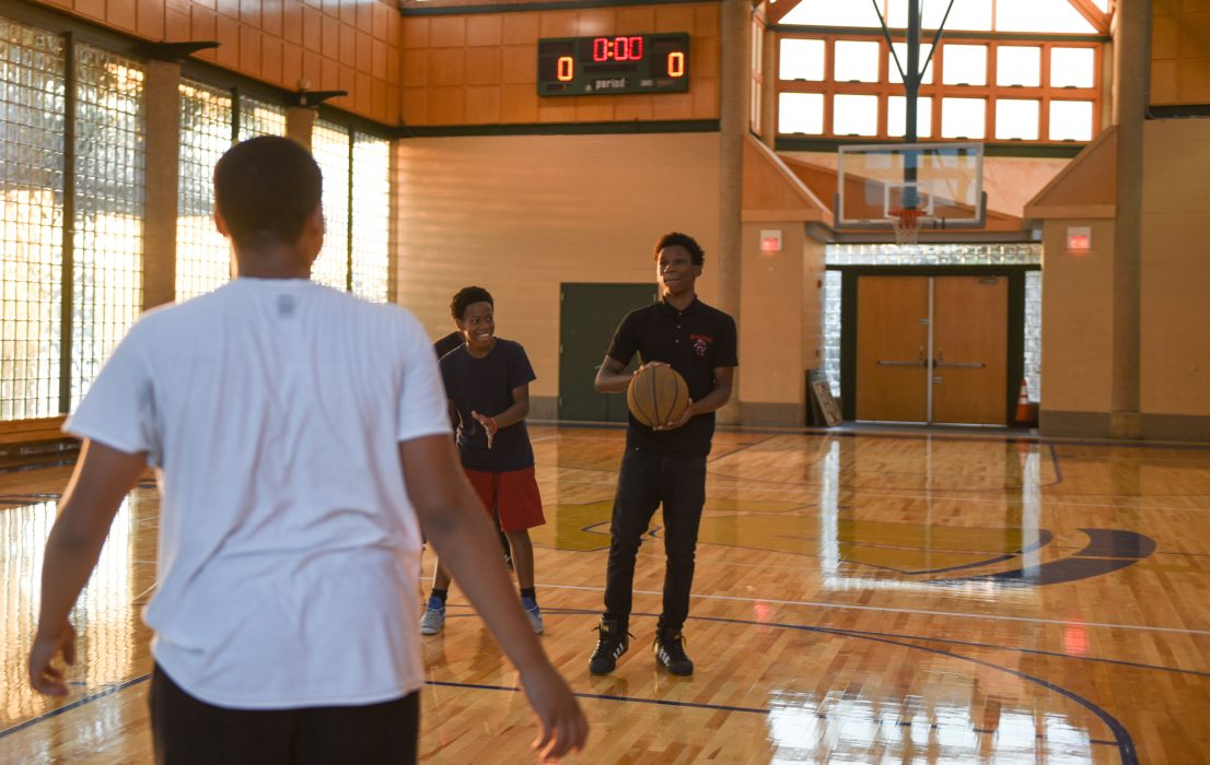 PhilaParkandRec's tweet photo. From mid-August to mid-October, we're extending the hours at 12 recreation centers across the city to support community well-being and connection. Learn more ➡️ https://t.co/VCwTofcFdi https://t.co/wdlOVDpBKV