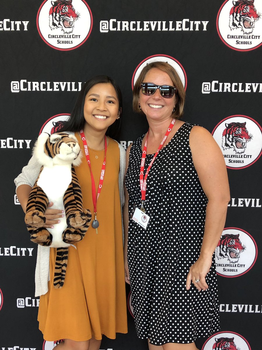 bayelerr's tweet photo. DePugh &amp; Pipkin 4th Grade duo 🤜🏼🤛🏼🐅 #ThisIsCirclevilleCity https://t.co/0PR9DW6BCC