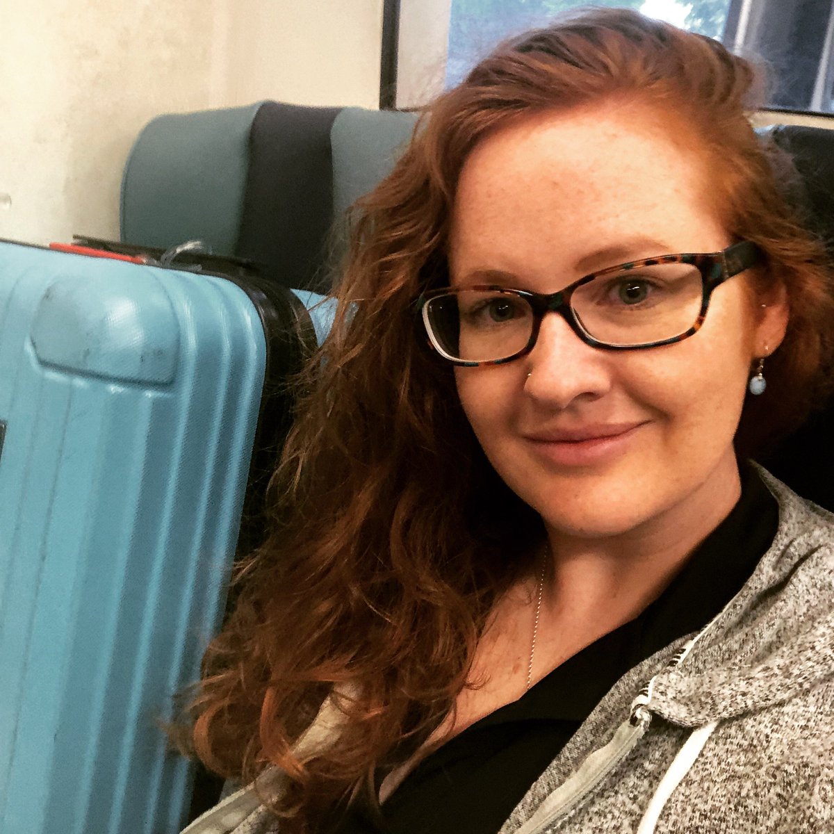 3dxIacono's tweet photo. She’s baaack!

Are you following us on #Instagram? Brittany's back on the road today and she's giving a behind the scenes look! Follow along and see what she’s getting into on the road today https://t.co/XMnpRR0igJ
#worktravel https://t.co/HQhEOQddqj