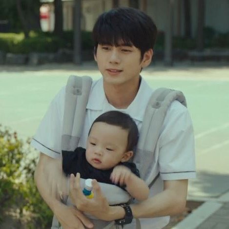 หมื่นลี้ ✨โอชิน้องแว่น tweet media