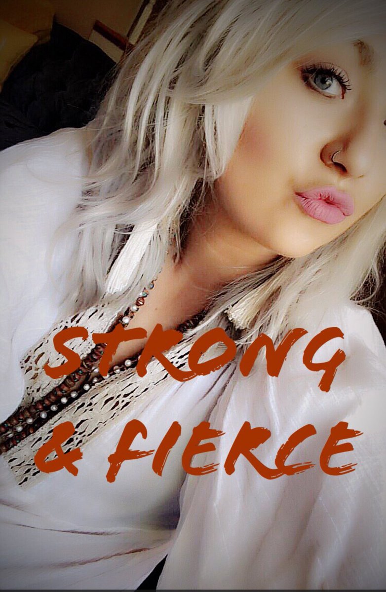 AbbiScottMusic's tweet photo. Stay fierce in the pursuit of your happiness. Never be afraid of change y’all. Embrace where your journey in life takes you. #changesinlatitude #strongandfierce 💋 https://t.co/MrKElmIBmL