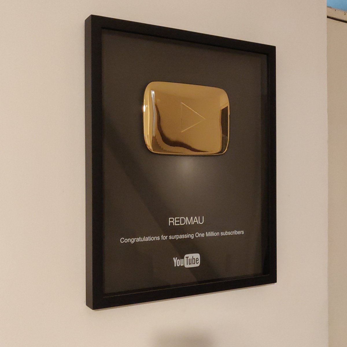 Redmau_com's tweet photo. @YouTubeMexico  necesito ayuda!! https://t.co/rtMEs2wz69