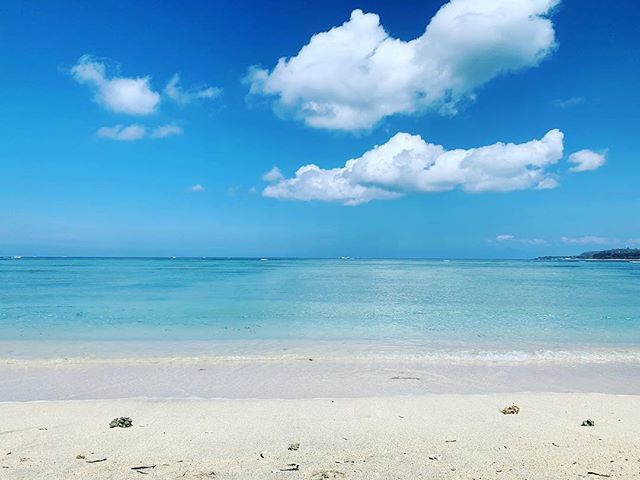 Morgen naar de overkant! 👌🏼🇲🇨🐠🐢✨🍉🍌🥥🚤🏝 #opeenonbewoondeiland #island #islandhopping #tropical #giliair #gilimeno #lombok #indonesia #wanderlust #boumannenreis