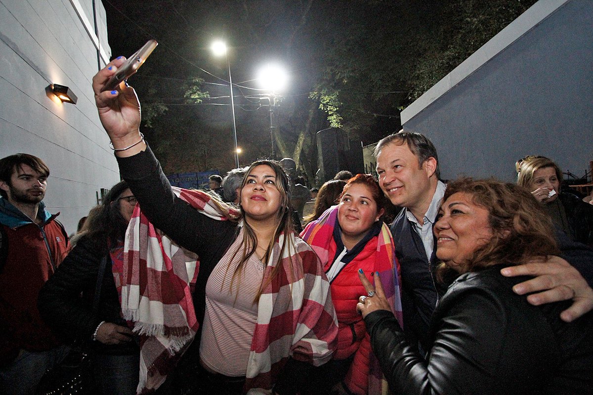 CascallaresPJ's tweet photo. El triunfo de anoche nos compromete aún más con nuestros vecinos de Almirante Brown. Hoy ya estamos trabajando para seguir mejorando su calidad de vida. 🇦����🇦🇷🇦🇷#TodosSomosBrown #Volvimos https://t.co/Rg3T0AnMtY