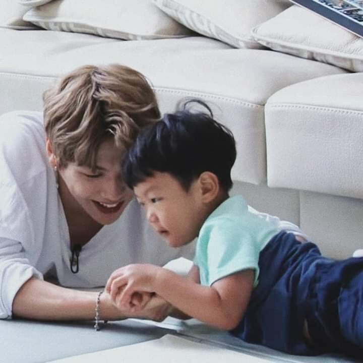 หมื่นลี้ ✨โอชิน้องแว่น tweet media
