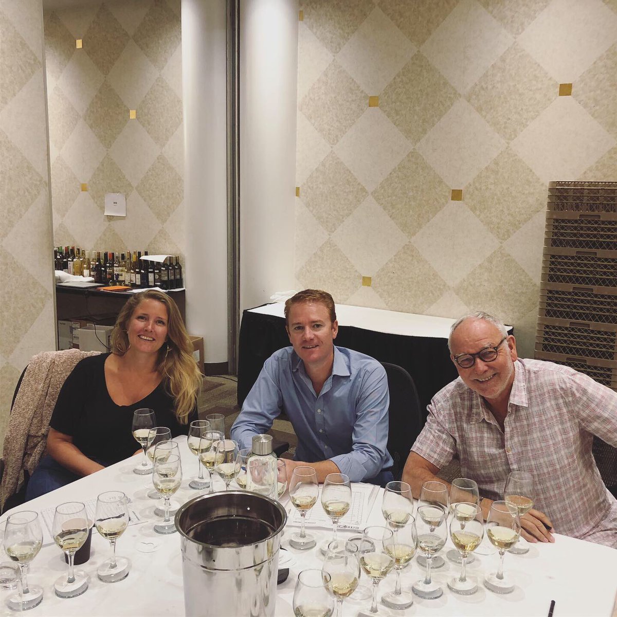 TheShoreClubCA's tweet photo. WINE JUDGE | Last week Toronto Sommelier Allison Vidug spent three days in Niagara judging with 17 other wine professionals from across the country. Over 1000 wines were analyzed for the InterVin Awards. Results will be published in Vines Magazine in October.
#InterVin https://t.co/4Yu5DxU4dJ