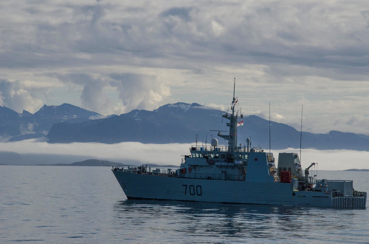 CJOC_COIC's tweet photo. #OpNANOOK began this weekend! βοΈ
Weβve deployed to the #NorthwestPassage to monitor waters during the busiest time of the year for maritime traffic. π³οΈ Weβre working with regional partners up north until the end of August. #StrongAtHome https://t.co/uspw29Zd3f