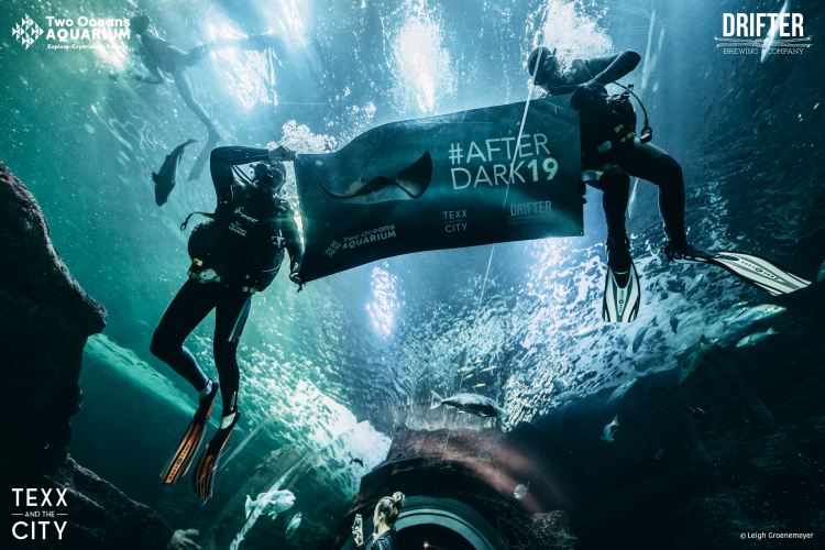 2OceansAquarium's tweet photo. Thanks for another rockin' #AfterDark19 @texxandthecity, @MannyWalters, #Luhra, and @DrifterBrewing! 🎸🐠🎙️
If you missed it, be sure to check out the amazing photos: https://t.co/zgHfTl587c https://t.co/AWWsOxg8PW