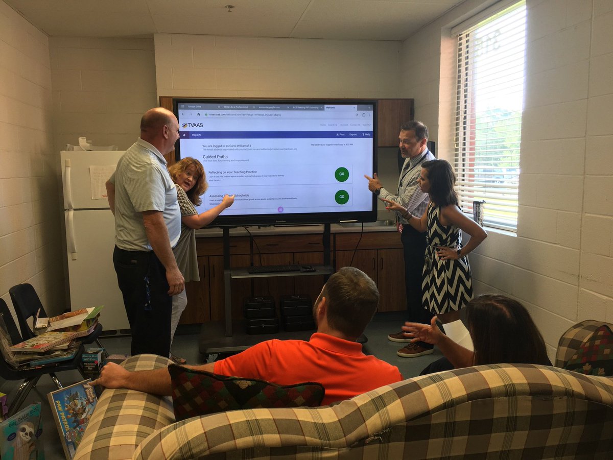 ChesterCoHigh's tweet image. You can&apos;t know where you are going if you don&apos;t know where you are. Kicking Monday off with a data chat on the couch in the teacher&apos;s lounge. #academicspridefacilities #datachat