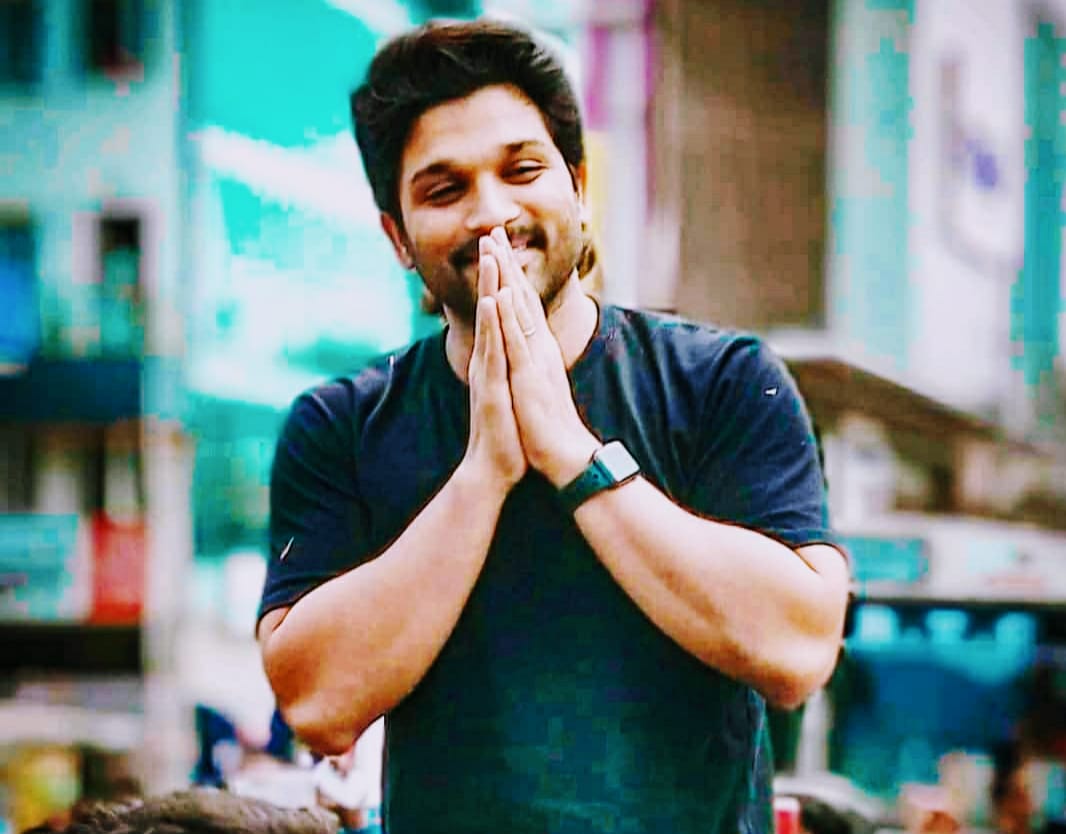 raghumalvathkar's tweet photo. Bigg breaking #AlluArjun and #TrivikramSrinivas movie titled #Alaknanda? #AA19 #AA19UpdateAlert #AA19Sankranthi2020 #AAtitle https://t.co/FjHj60bN3o https://t.co/l0iSOTnO2z