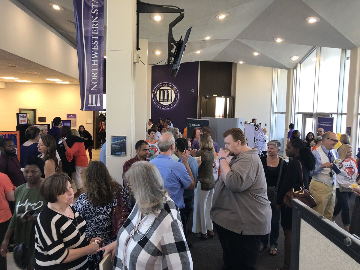 VANYEAUX's tweet photo. Student Affairs Browse @NSULA Faculty Institute #bridgingTheGap #AcademicandStudentAffairs https://t.co/Re2fD6WdLO