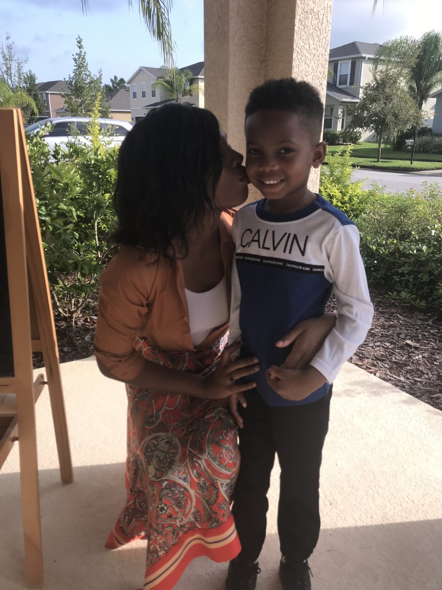Dance_WithE's tweet photo. Happy First Day Of School From Mine To Yours 😘 https://t.co/AZdHfBuDlj
