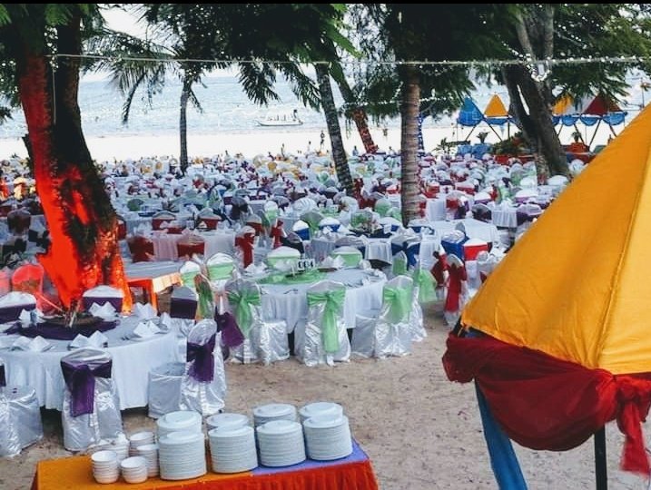 Lucy_Leeron's tweet photo. Dinner set-up ready, plus the million dollar view. Try #baobabBeacharesort and you will never regret it.
#InaWorldOfItsOwn.
#keepItDiani
@leakey_ngeti @bobbygichohi hii volume iko aje? https://t.co/5oSyYneaat