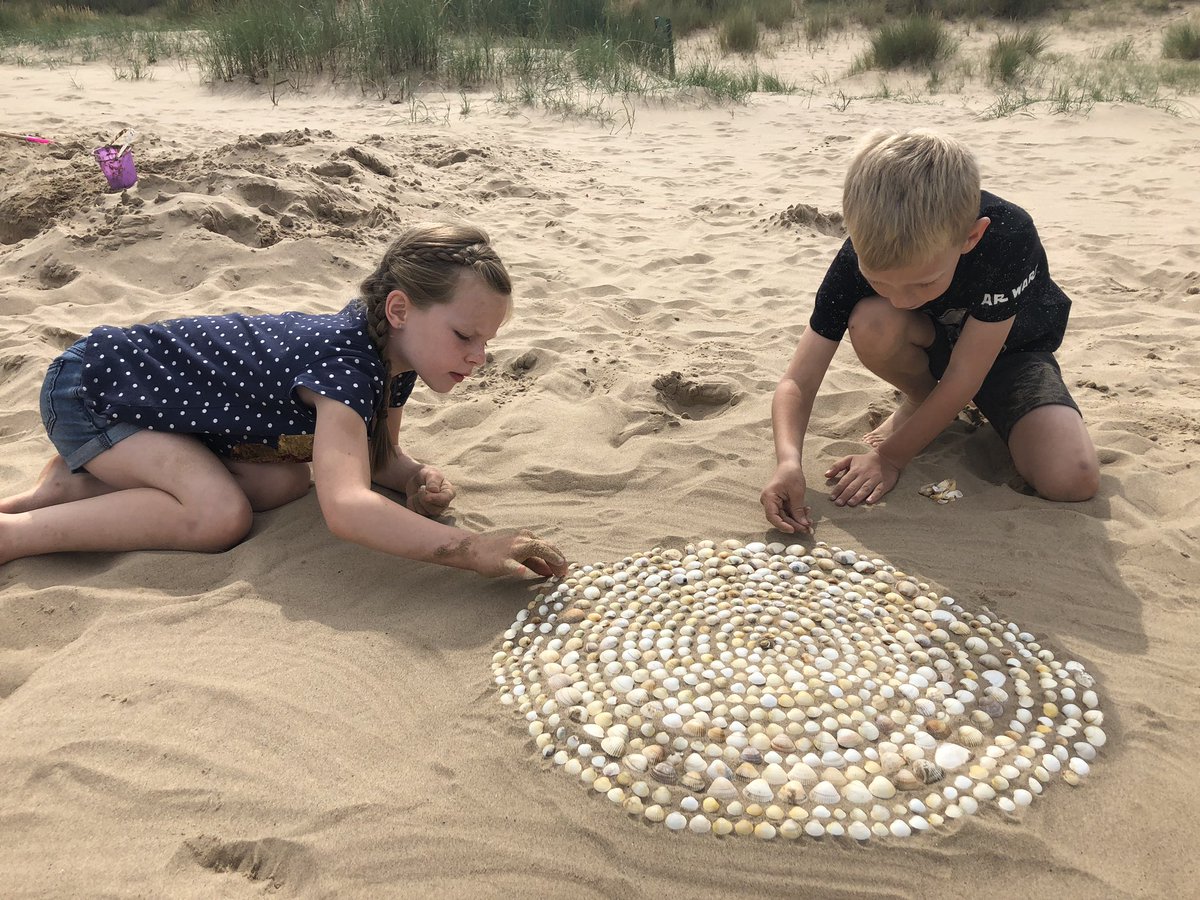 Jcsears11's tweet image. Thoroughly enjoyed creating this on the beach at Mablethorpe today inspired by @RFJamesUK