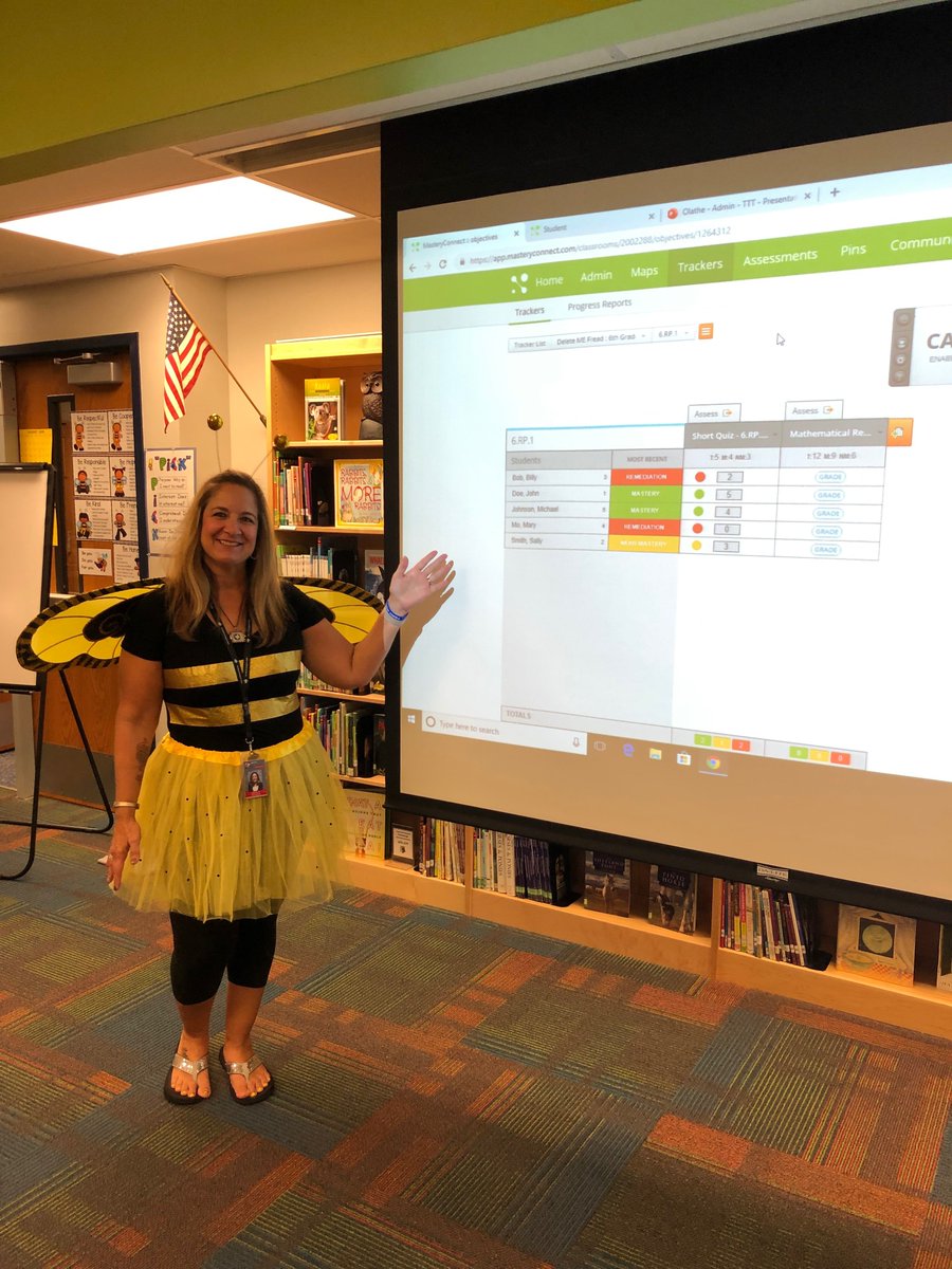 wgexplorers's tweet photo. WG's 'Queen Bee' guiding us through how to BEE pros at using #masteryconnect! #surpriseanddelight #wgexplorers https://t.co/ff8kdUn29L